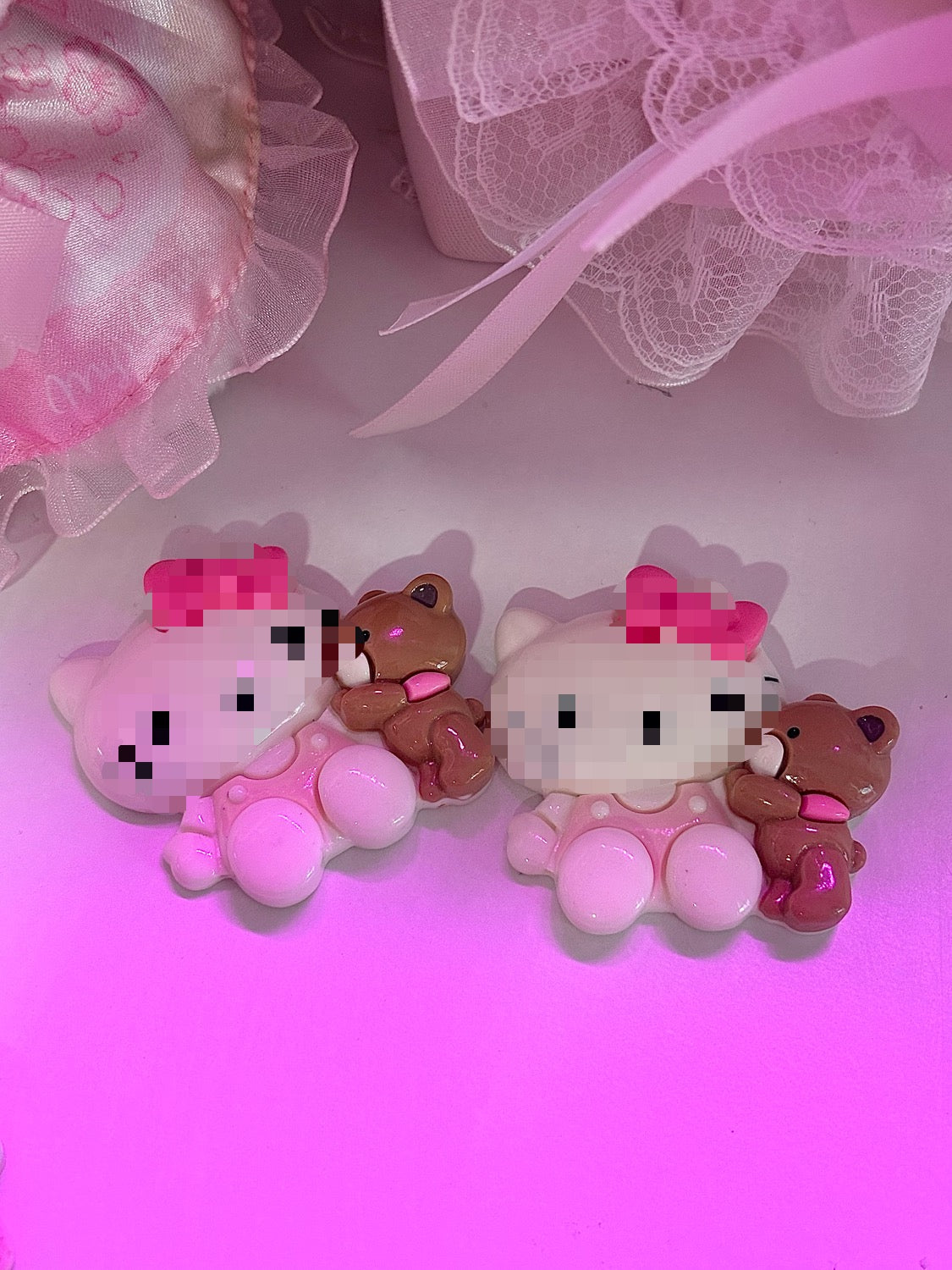 Kitty x Teddy